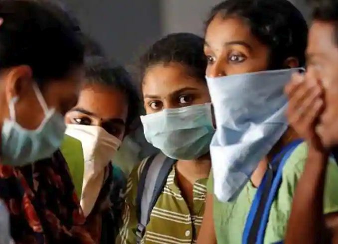 Why Are People Not Wearing Masks... These 3 Reasons Came Out In Survey Of The Government | Coronavirus : लोक मास्क लावण्यास का टाळाटाळ करतात? 'ही' आहेत तीन कारणं...