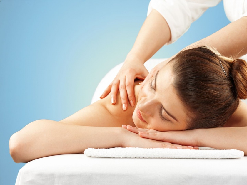 Tips to do body spa at home | घरीच घ्या Body Spaचा आनंद; ग्लोइंग स्किन मिळवण्यास होइल मदत