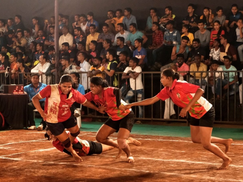Kabaddi: The final sangharsha sports club fight against Mahatma Gandhi sports club in the sports teams |  कबड्डी : महात्मा गांधी विरुद्ध संघर्ष स्पोर्ट्स संघांत अंतिम लढत