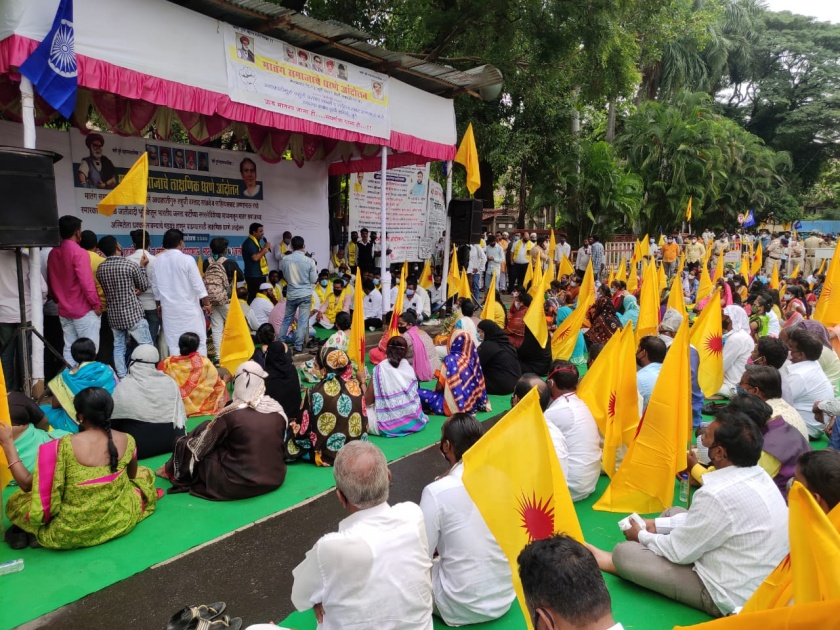 Do not hurt the identity of the Matang community; Matang community's protest on Pune Municipal Corporation | मातंग समाजाच्या अस्मितेवर घाव घालू नका; मातंग समाजाचा पुणे महापालिकेवर आक्रोश मोर्चा