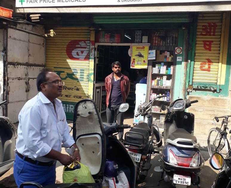 In Nagpur, the shops and emergency arrangements of drugs have opened | नागपुरात औषधांची दुकाने व आपत्कालीन व्यवस्था ठेवली सुरू