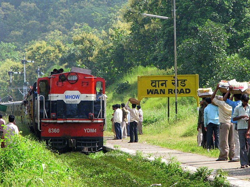 Opposition to the railway line going to Melghat | मेळघाट अभयारण्यातून जाणाऱ्या रेल्वे लाईनला विरोध