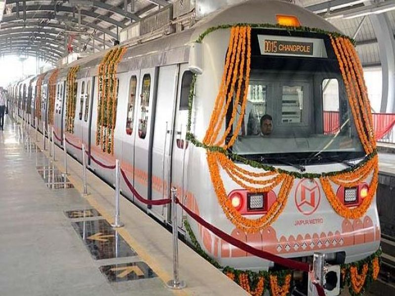  New Metro coaches arrive from Bangalore to Mumbai | मेट्रोचे नवे डबे बंगळुरूहून मुंबईत दाखल