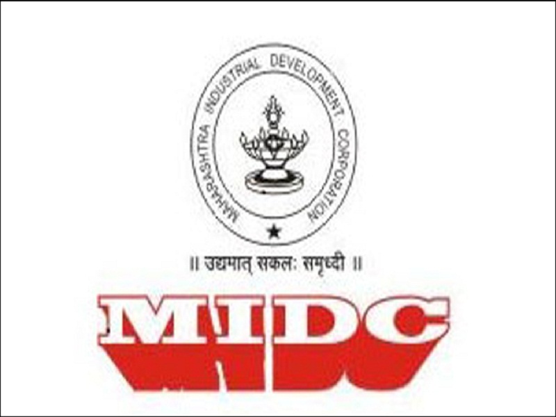  Review of encroachments by MIDC administration | अतिक्रमणांचा एमआयडीसी प्रशासनाकडून आढावा