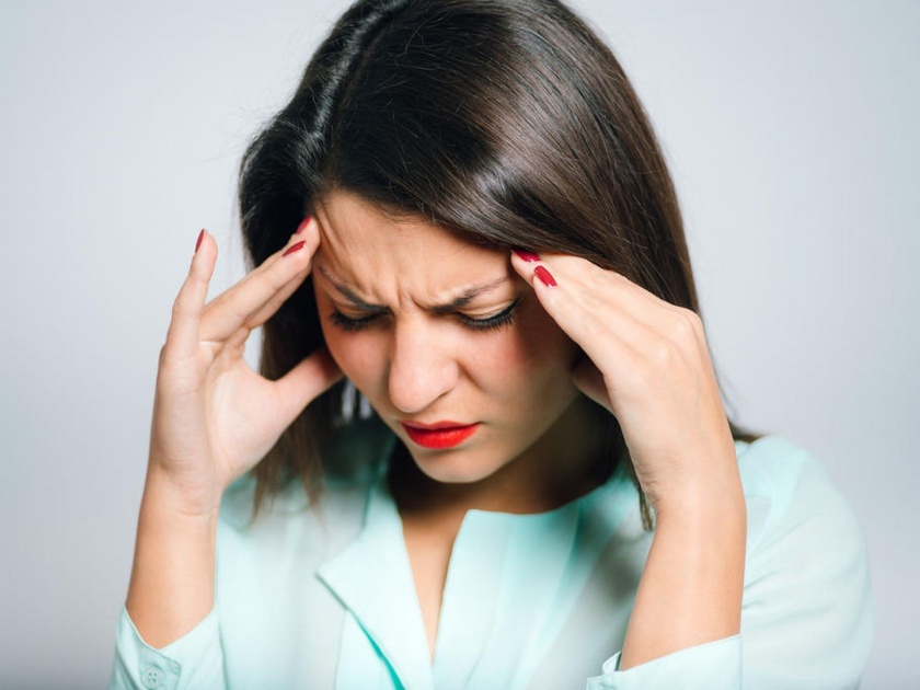These tips will help you get rid off migraine pain | मायग्रेनच्या त्रासाने वैतागले आहात? या टिप्सने मिळेल तुम्हाला आराम...