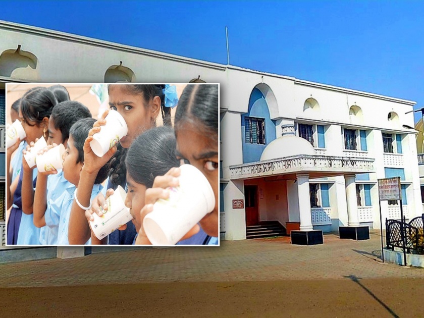 injustice to 10 thousand scheduled caste students of amravati division deprived of nutritious milk since november 2023 | समाज कल्याणचे वसतिगृह, आश्रमशाळेत विद्यार्थ्यांना दूध वाटप केव्हा? नोव्हेंबर २०२३ पासून विद्यार्थ्यी पौष्टिक दुधापासून वंचित