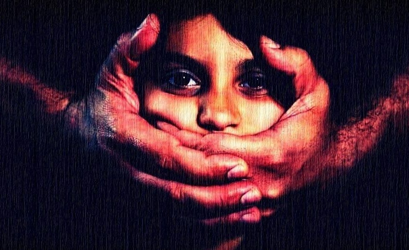 Minor girl raped by native in Nagpur | नागपुरात नातेवाईकाचा अल्पवयीन मुलीवर बलात्कार