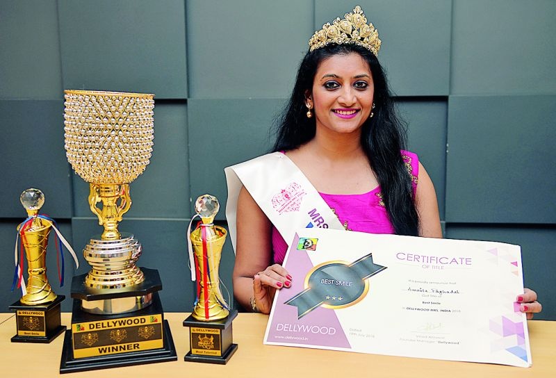 Amrita from Nagpur, Miss India of Dellywood | नागपूरच्या अमृता ठरल्या डेलिवूडच्या मिसेस इंडिया