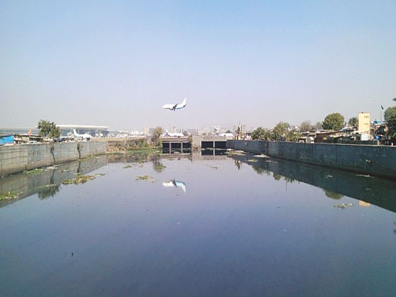  Mithi river will be clean! Last phase of the work of water treatment center | मिठी नदी होणार स्वच्छ! जलप्रक्रिया केंद्राचे काम अंतिम टप्प्यात