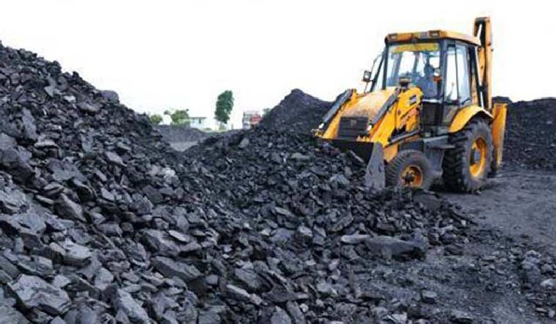 Impact on coal supply due to shortage of explosives | स्फोटकांच्या तुटवड्यामुळे कोळसा पुरवठ्यावर परिणाम