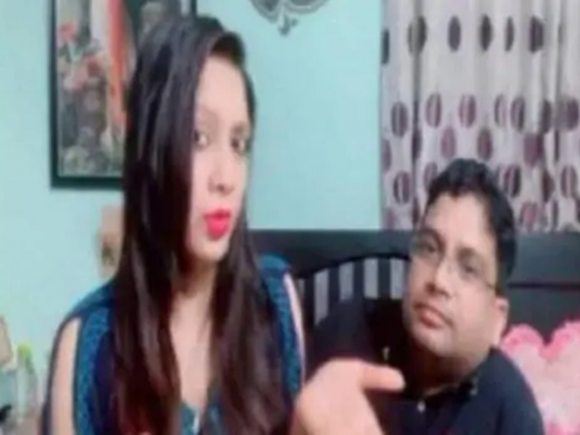 congress mla sudhir kumar and wife Tik Tok video viral | काँग्रेस आमदाराला टिकटॉकवर व्हिडिओ बनवणे पडलं महाग