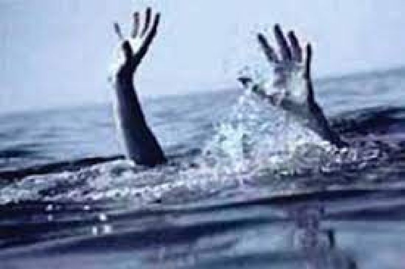 Going for a swim in the Wainganga river was fatal | वैनगंगा नदीत पोहायला जाणे जीवावर बेतले, विद्यार्थी प्रवाहात वाहून गेला