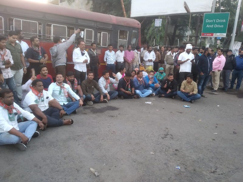 ST bus employees strike started early morning today at nagpur bus stand | एसटी कर्मचाऱ्यांचे आंदोलन सुरुच, बस सेवा ठप्प; प्रवाशांचे हाल