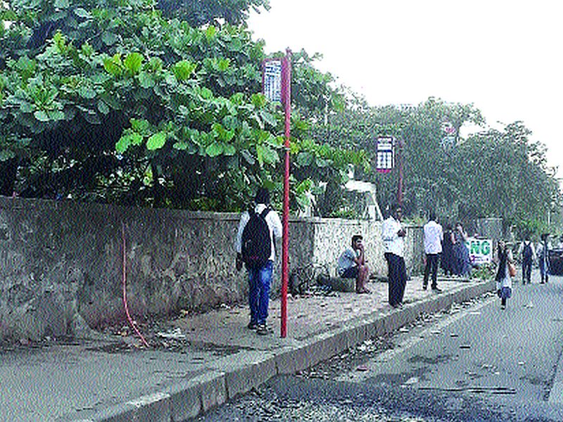 NMMT stop, permission of Panvel Municipal Corporation | एनएमएमटीच्या थांब्याला निवारा, पनवेल महापालिकेची परवानगी