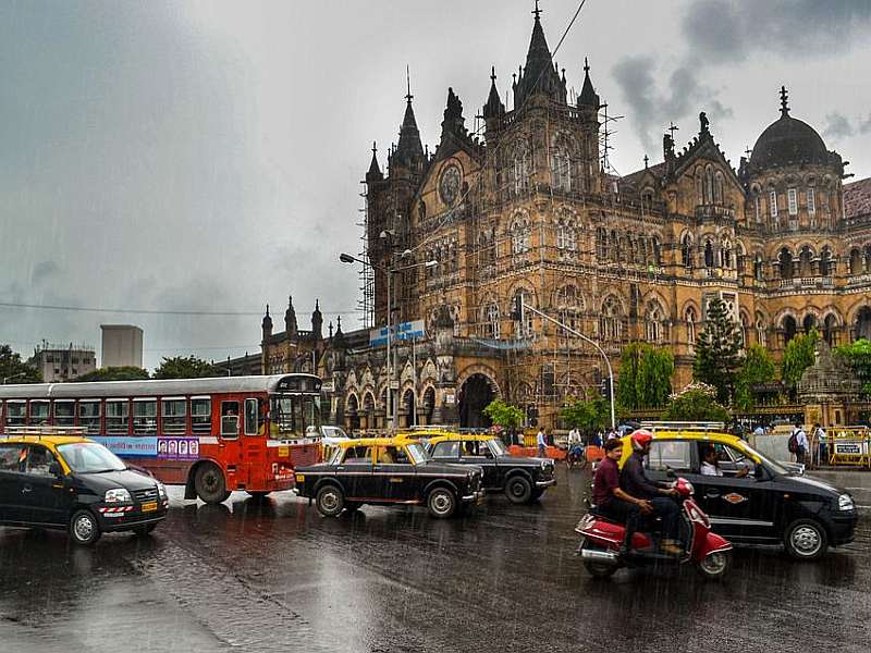 You have rains ... .... come back, 'Monsoon' entered Mumbai | तू ये रे पावसा.... आला रे आला, 'मान्सून' मुंबईत दाखल झाला