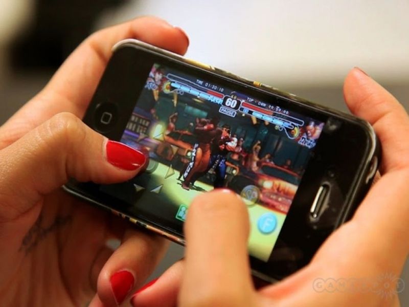 Indians are spending more time on mobile gaming as compared to Tv | मोबाइल गेमिंगवर जास्त वेळ घालवताहेत भारतीय!