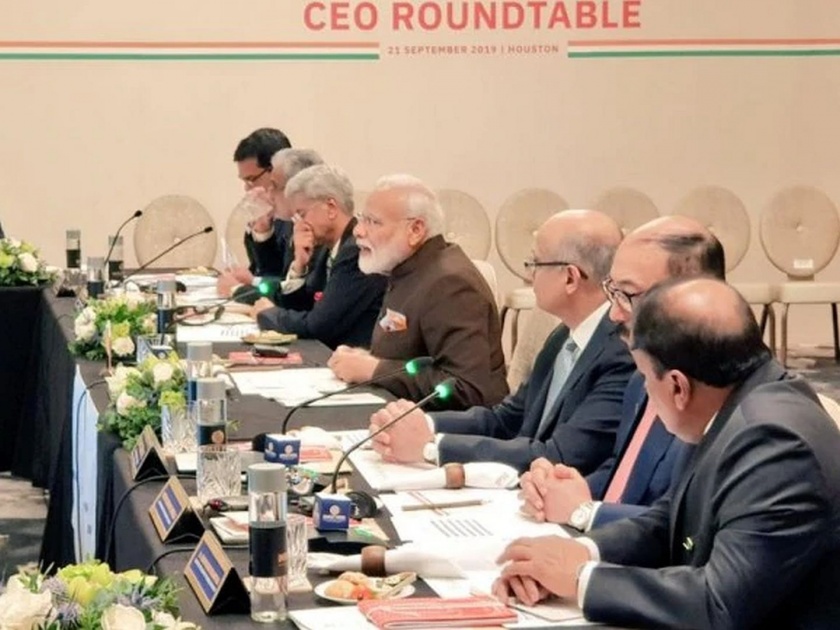 Modi meets with CEOs of US energy companies | अमेरिकेतील ऊर्जा कंपन्यांच्या सीईओंसोबत मोदींची बैठक