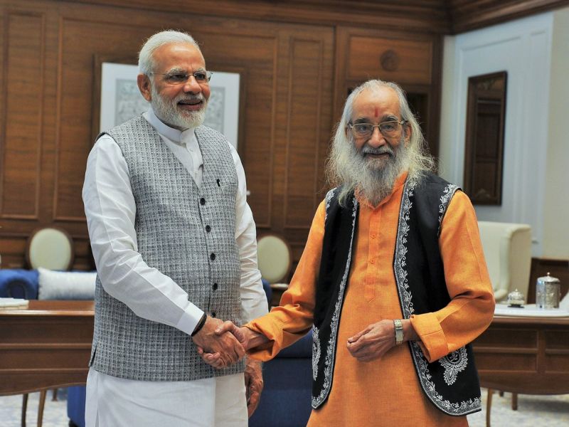 Shivshahar Babasaheb Purandare and Prime Minister Narendra Modi's visit to Delhi | शिवशाहीर बाबासाहेब पुरंदरे आणि पंतप्रधान नरेंद्र मोदी यांची दिल्लीत झाली भेट