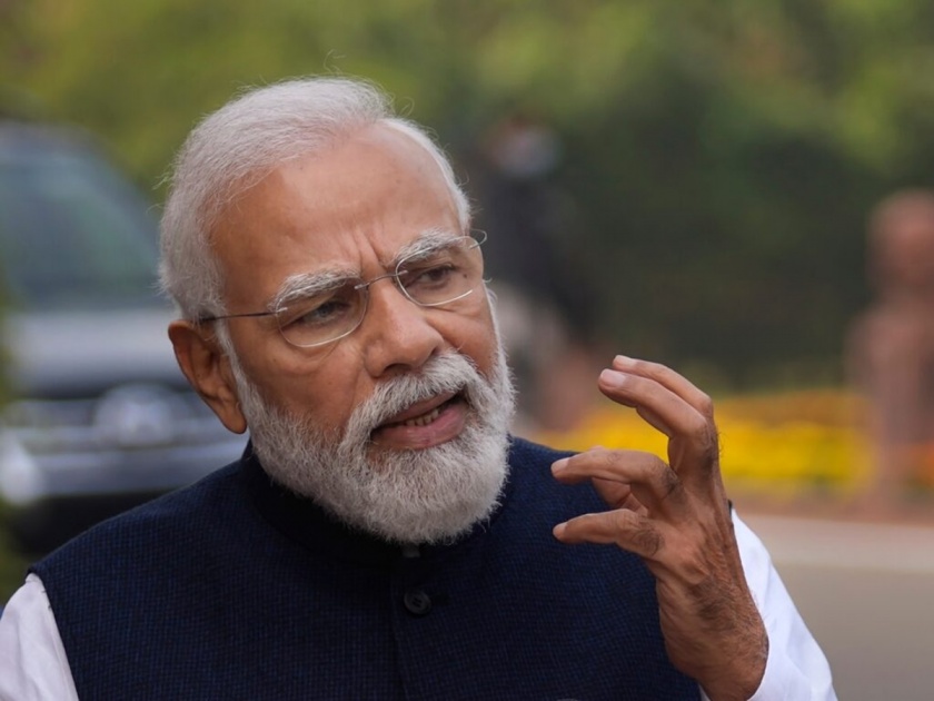 Prime Minister Narendra Modi criticized the Congress while addressing a public meeting in Wardha | बारशाला गेला अन् बाराव्याला आला, काँग्रेसच्या काळात शेतकऱ्यांची थट्टाच - मोदी