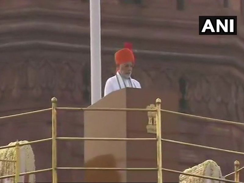 Independence Day LIVE: On the occasion of Independence Day Modi addressed on Red Fort | Independence Day Updates : '‘तिहेरी तलाकविरोधात आम्ही तो कायदा करणारच'