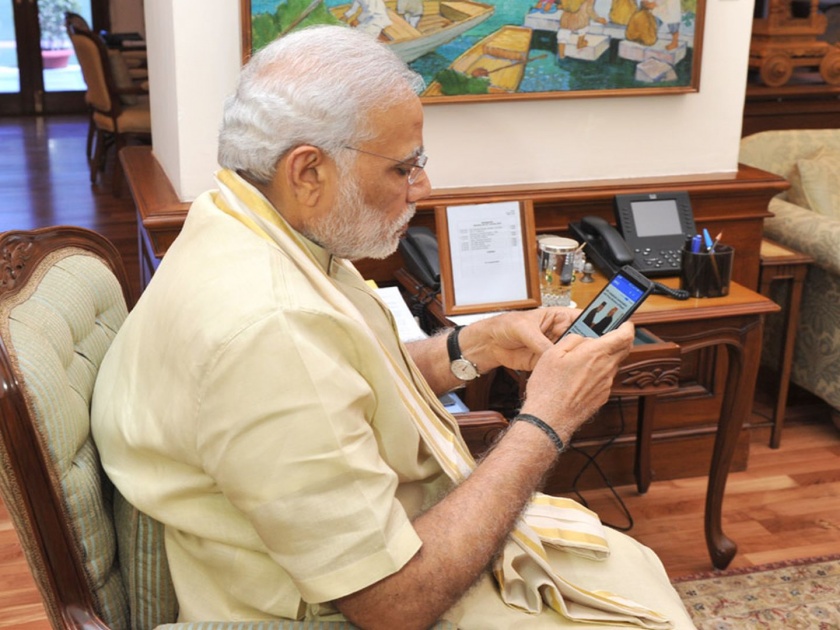 narendra modi cabinet shripad naik waiting for pm modis phone call | श्रीपाद नाईक पंतप्रधान मोदींच्या फोनच्या प्रतीक्षेत