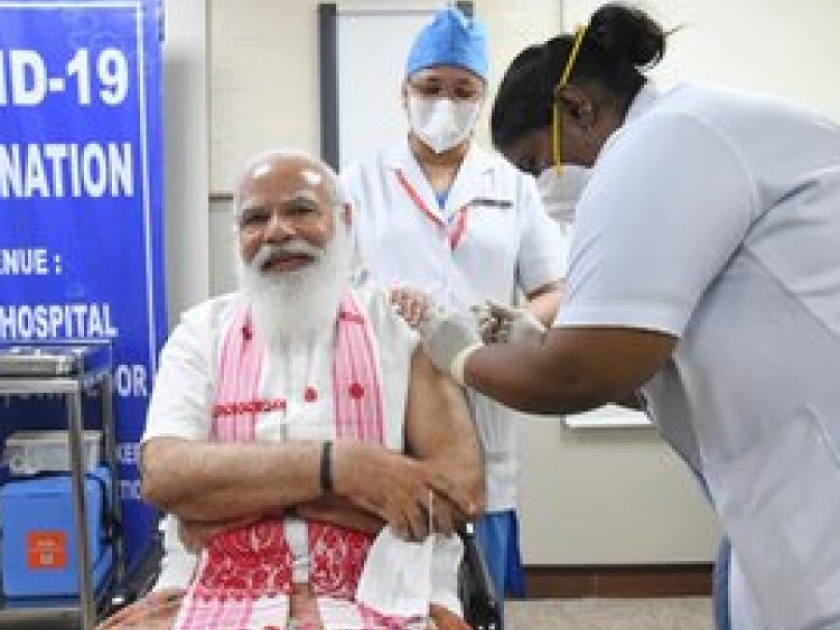 pm narendra modi took his first dose of covid 19 vaccine at aiims in delhi | पंतप्रधान नरेंद्र मोदींनी घेतली कोरोना लस; ट्विटद्वारे जनतेला आवाहन करत म्हणाले…