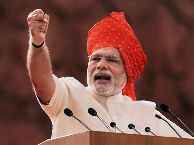 PM modi says from red fort, neither goli nor gaali can solve the kashmir issue | Independance day: 'ना गाली से न गोली से', काश्मीर प्रश्नावर मोदींनी सांगितले हे उत्तर...