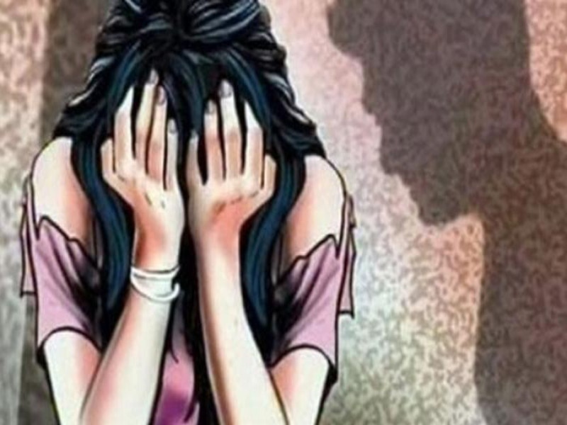 crime registered against minor boy in case of molestation at Kamshet | कामशेत येथे विनयभंग प्रकरणी एका अल्पवयीन मुलावर गुन्हा दाखल