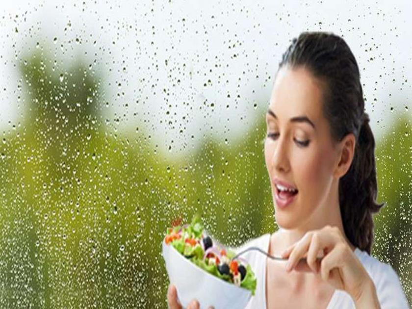 Ayurvedic diet to boost immunity during monsoon | पावसाळ्यात खा 'हे' फूड्स; आजार राहतात दोन हात दूर 