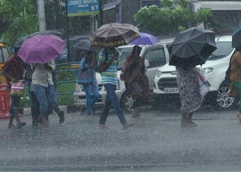 monsoon covered the whole Maharashtra Heavy rain in Marathwada Khandesh | मान्सूनने संपूर्ण महाराष्ट्र व्यापला; मराठवाडा, खान्देशात दमदार पाऊस