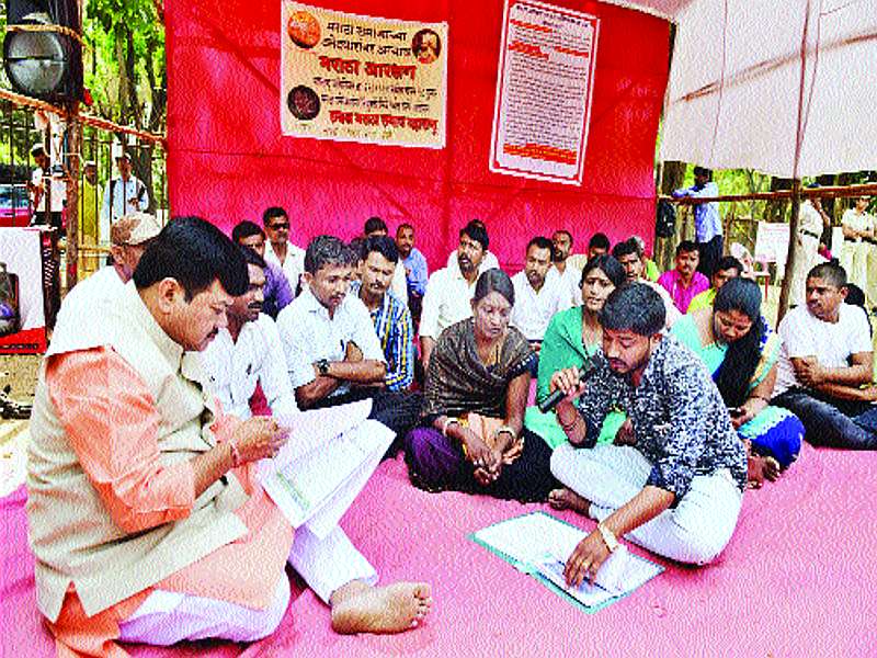 'If the demands of the Maratha community are not accepted, the session will not be held' | ‘मराठा समाजाच्या मागण्या मान्य न झाल्यास अधिवेशन चालू देणार नाही’