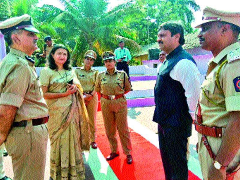 Maharashtra Police is always praised by the central government: Padalogiar | महाराष्ट्र पोलिसांची नेहमीच केंद्र सरकारकडून प्रशंसा : पडसलगीकर