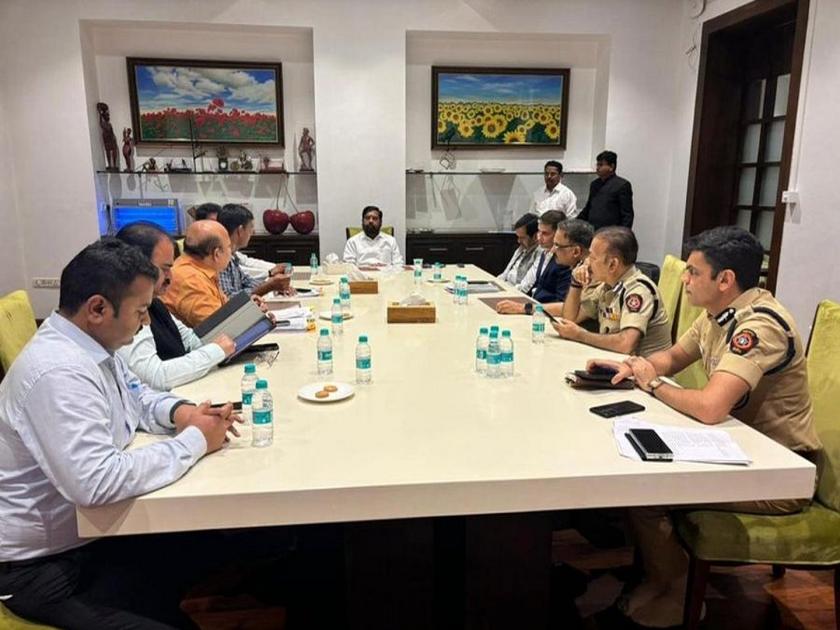CM Eknath Shinde get emergency meeting for Maratha reservation, Manoj Jarange Patil's demand will be resolved | 'वर्षा' निवासस्थानी खलबतं, मराठा आरक्षणासाठी उच्चस्तरीय बैठक; रात्रीच GR निघणार?