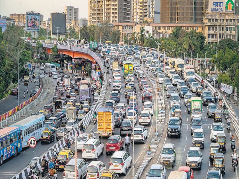 Traffic problem in Mumbai is serious: Mumbaikars will suffocate for another year and a half... | मुंबईतील वाहतूक समस्या गंभीर: आणखी दीड वर्ष मुंबईकरांचा जीव गुदमरणार...