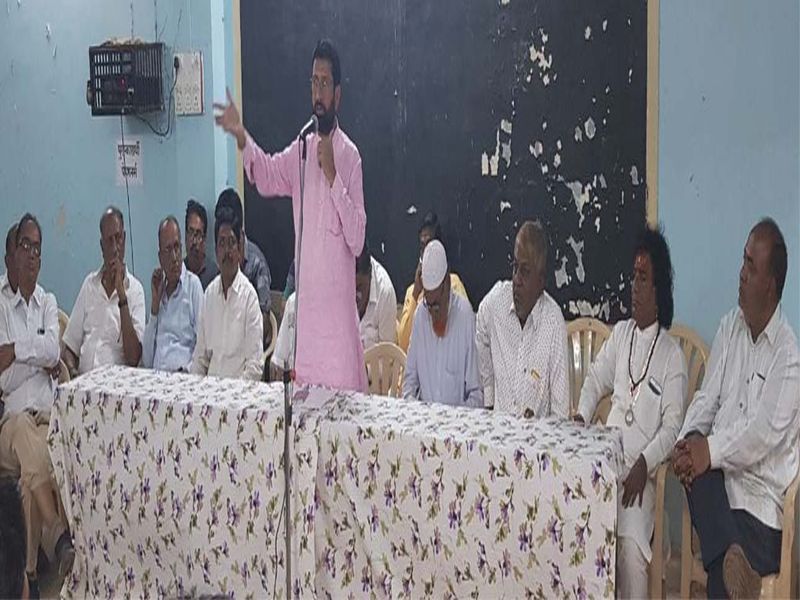 All-party plea on 26th in Nandurbar: Atrocities case against minor child | नंदुरबारात 26 रोजी सर्वपक्षिय मुकमोर्चा : अल्पवयीन बालिकेवर अत्याचार प्रकरण