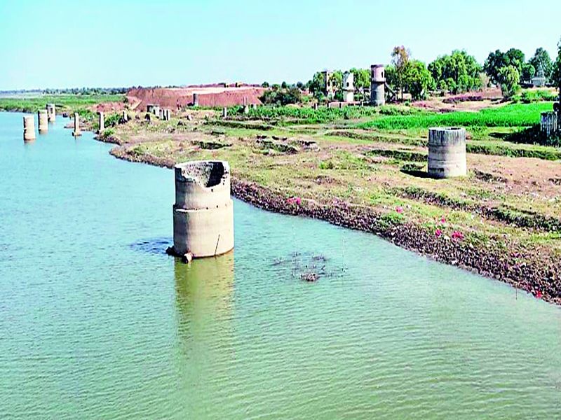  Water shortage in Muktainagar city | मुक्ताईनगर शहरात पाणीटंचाई