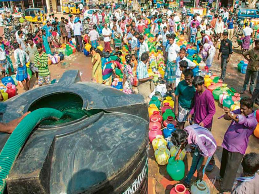 People migrated to Chennai due to water scarcity; BANGALORE | पाणीटंचाईमुळे चेन्नईत लोकांचे स्थलांतर; बंगळुरूकडे घेतली धाव