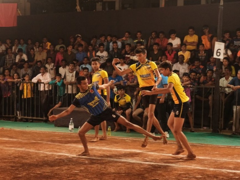 Kabaddi: Duttguru Sports Board in second round | कबड्डी : दत्तगुरु क्रीडा मंडळ दुसऱ्या फेरीत