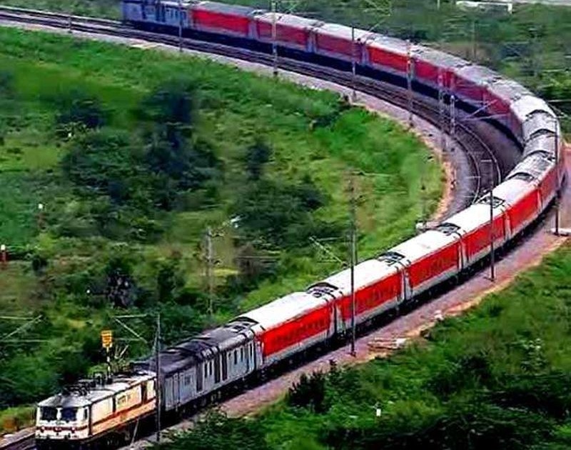 Mumbai-Hatia bi-weekly special train from Thursday | मुंबई-हटिया द्वि-साप्ताहिक विशेष गाडी गुरुवारपासून