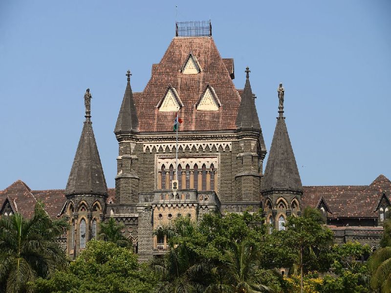 COVID-19 situation not conducive to reopening of temples says Bombay High Court | CoronaVirus News: ...तर सर्वप्रथम न्यायमंदिराचे दरवाजे उघडतील- उच्च न्यायालय
