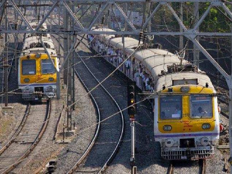 Western Railway traffic disruption, Goregaon technical breakthrough | पश्चिम रेल्वेची वाहतूक विस्कळीत, गोरेगावजवळ तांत्रिक बिघाड
