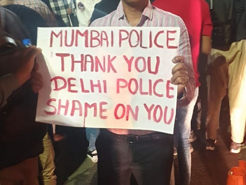 Delhi Police Learn From Mumbai Mumbaikars Appreciates mumbai police for Peacefully Relocating Protesters | दिल्ली पोलिसांनो, मुंबई पोलिसांकडून जरा शिका; मुंबईकरांचा पोलिसांना कडक सॅल्यूट