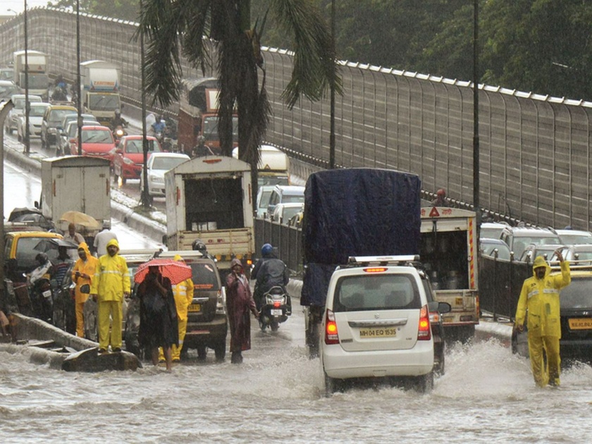 Mumbai Rains Updates the speed of rain is 60 km per hour in mumbai | Mumbai Rains Updates : ...अन् 'तो' तुफान बरसला; ताशी ६० किमी वाऱ्याच्या वेगाने पाऊस कोसळला