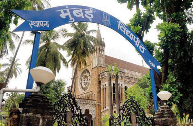 There is no interference in the final year examination of Mumbai University | मुंबई विद्यापीठाच्या अंतिम वर्षाच्या परीक्षेत हस्तक्षेप नाही
