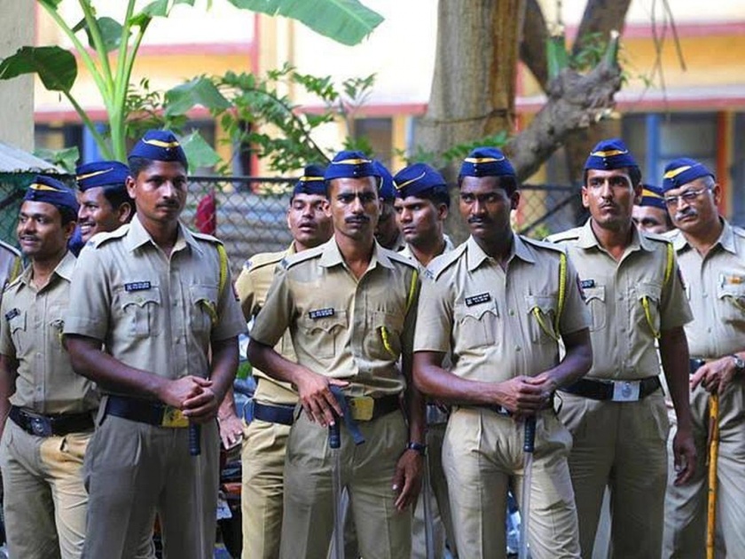 Target to police in Shivaji Nagar at duty time | कर्तव्य बजावणाऱ्यांनाच करताहेत टार्गेट : शिवाजी नगरमध्ये पोलिसांना मारहाण