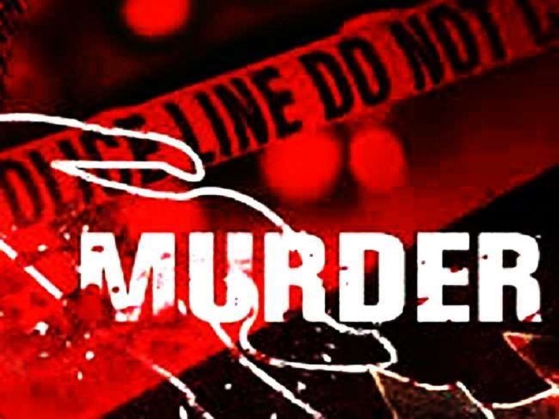 Nanded News; Husband kills wife for domestic reasons, police arrested him | घरगुती कारणावरुन पतीने केला पत्नीचा खून, मुलाच्या तक्रारीवरुन गुन्हा दाखल