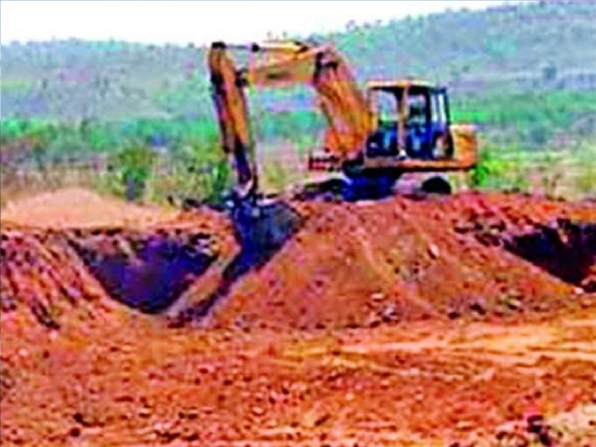 Illegal mining of muruma in the limits of Narwad in Sangli district, 1 crore fine to the concerned farmer | सांगली जिल्ह्यातील नरवाडच्या हद्दीत मुरुमाचे बेकायदा उत्खनन, संबंधित शेतकऱ्यास १ कोटीचा दंड
