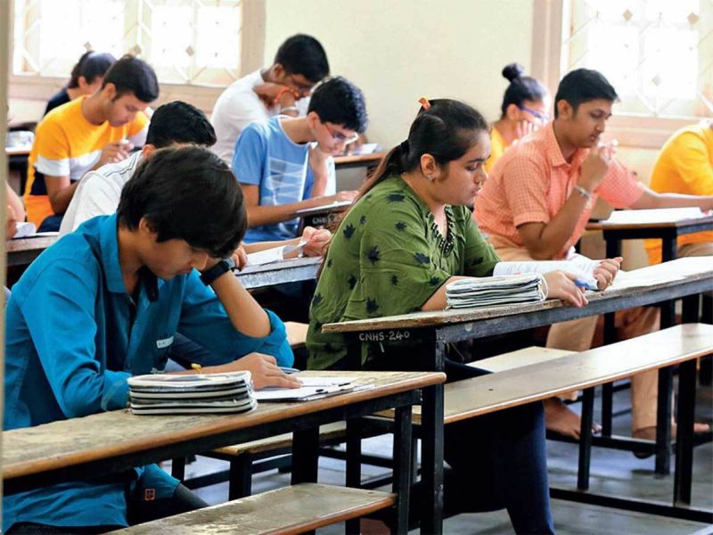 Mumbai students should boycott exams; Appeal of Chhatrabharati | मुंबईतील विद्यार्थ्यांनी परिक्षांवर बहिष्कार टाकावा; छात्रभारतीचे आवाहन