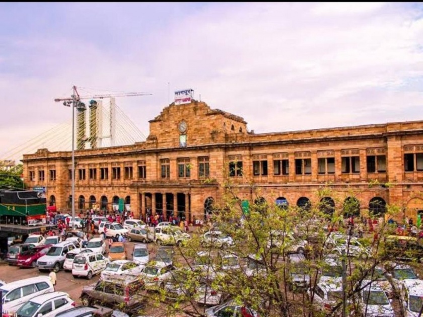 Nagpur railway station tops the list in earning the highest revenue from advertising | जाहिरातीतून सर्वाधिक उत्पन्न मिळवण्यात नागपूर रेल्वेस्थानक अव्वल स्थानी