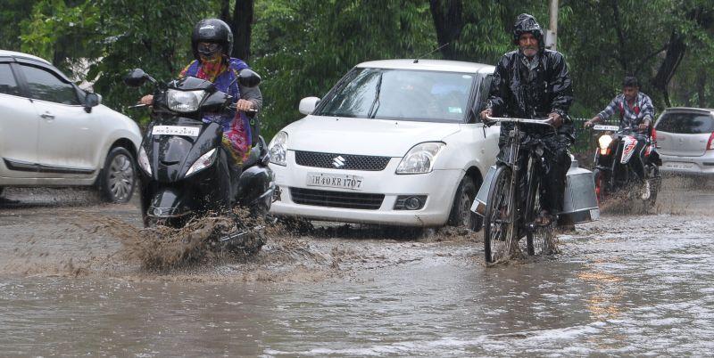 The offspring of Shravanisari in the sub-capital: 41 mm of rain a day | उपराजधानीत श्रावणसरींची संततधार : दिवसभरात ४१ मिमी पाऊस